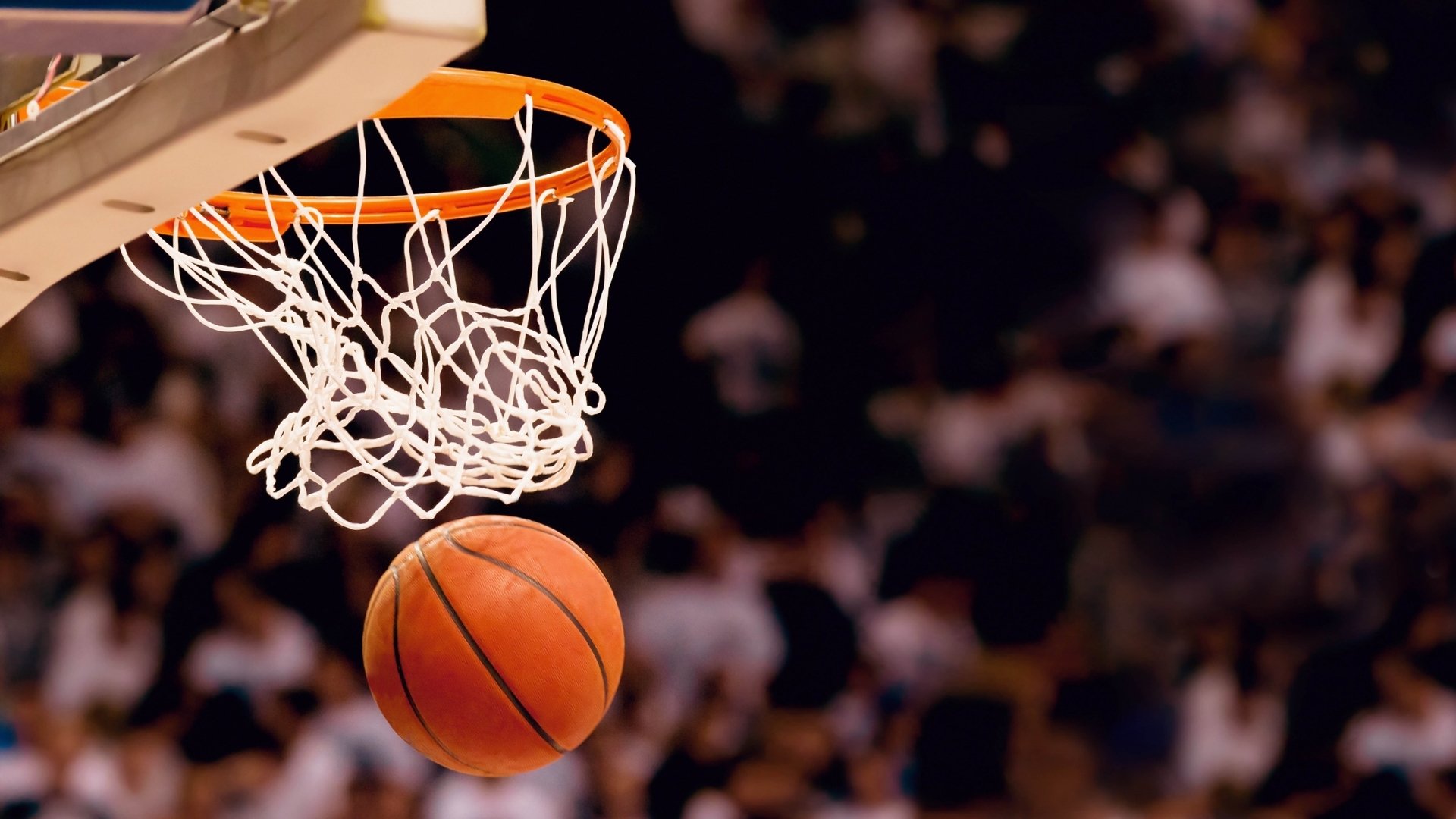 棋牌-国际比赛日疯狂之夜，Doinb激战70分钟助利物浦逆转，公牛刷新队史纪录
